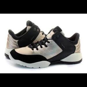 Geox Respira Gold & Black Athleisure Sneakers